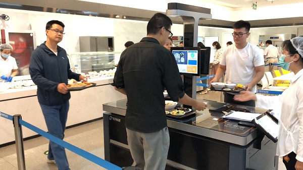 智慧食堂刷臉支付系統(tǒng) 視覺結(jié)算才是未來！