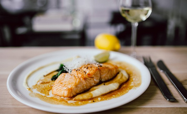 智慧食堂正在快速發(fā)展，智能化餐飲已勢(shì)不可擋